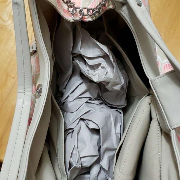 Petunia pickle bottom diaper bag - Picture 4 of 8